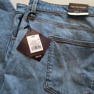Plus Size Ava&Viv Stretch High-Rise Straight Jeans Size 24w